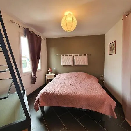 Апартаменты A La Campagne Валансоль